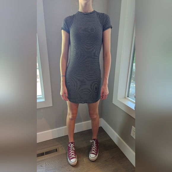 Bundle 5/$30 Forever 21 striped dress - Picture 2 of 8